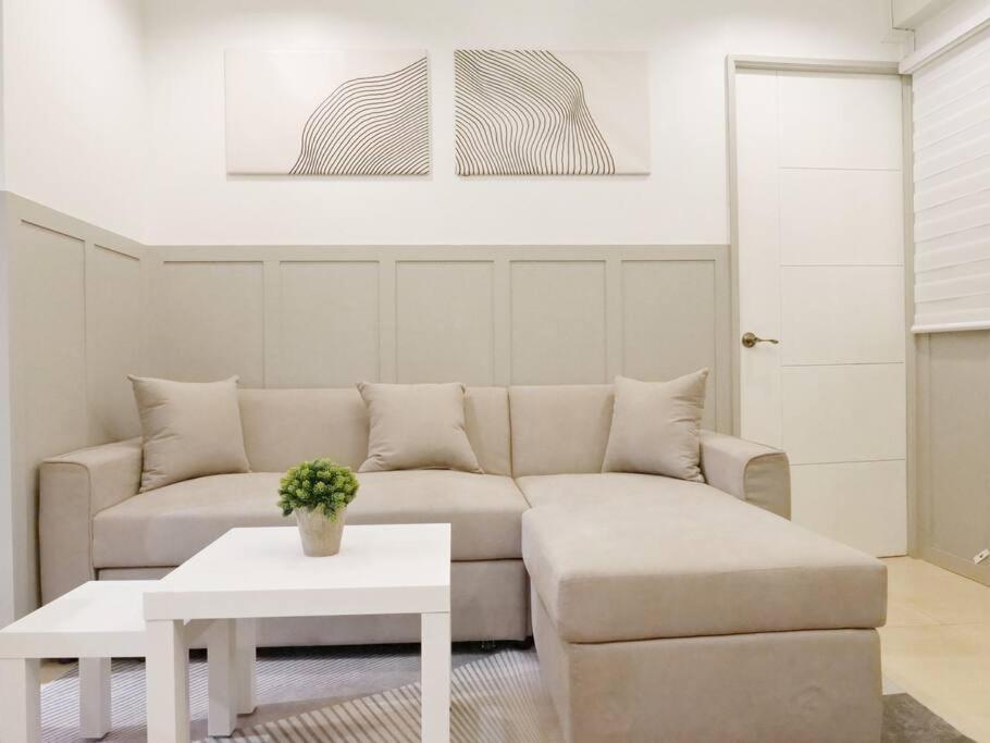 Appartamento Easy White Access, With Kitchen, Dining And Living Room, Perfect For Groups And Family
